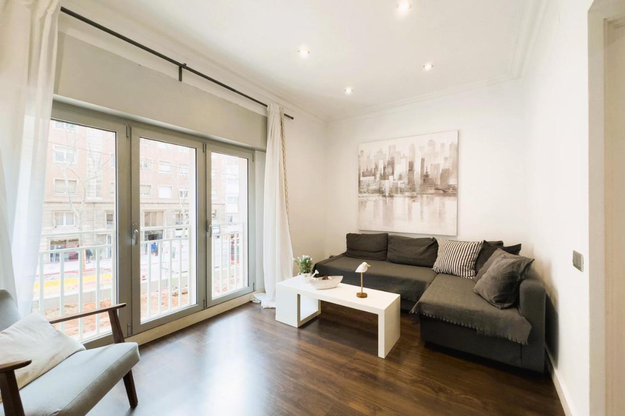 Key Sagrada Familia & Park Guell Apartment Barcelona Luaran gambar